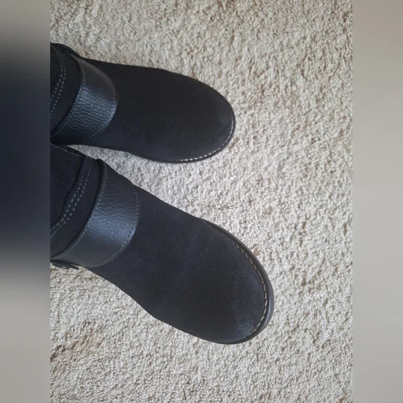 Taos Women’s Black Suede Ankle Boots with Strap Detail – Size 9 - Picture 6 of 8